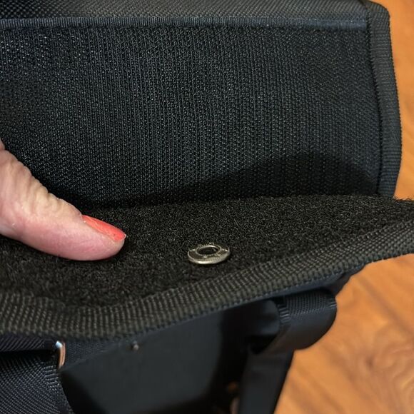 Sleekside large dog harness black.  New - Picture 3 of 9